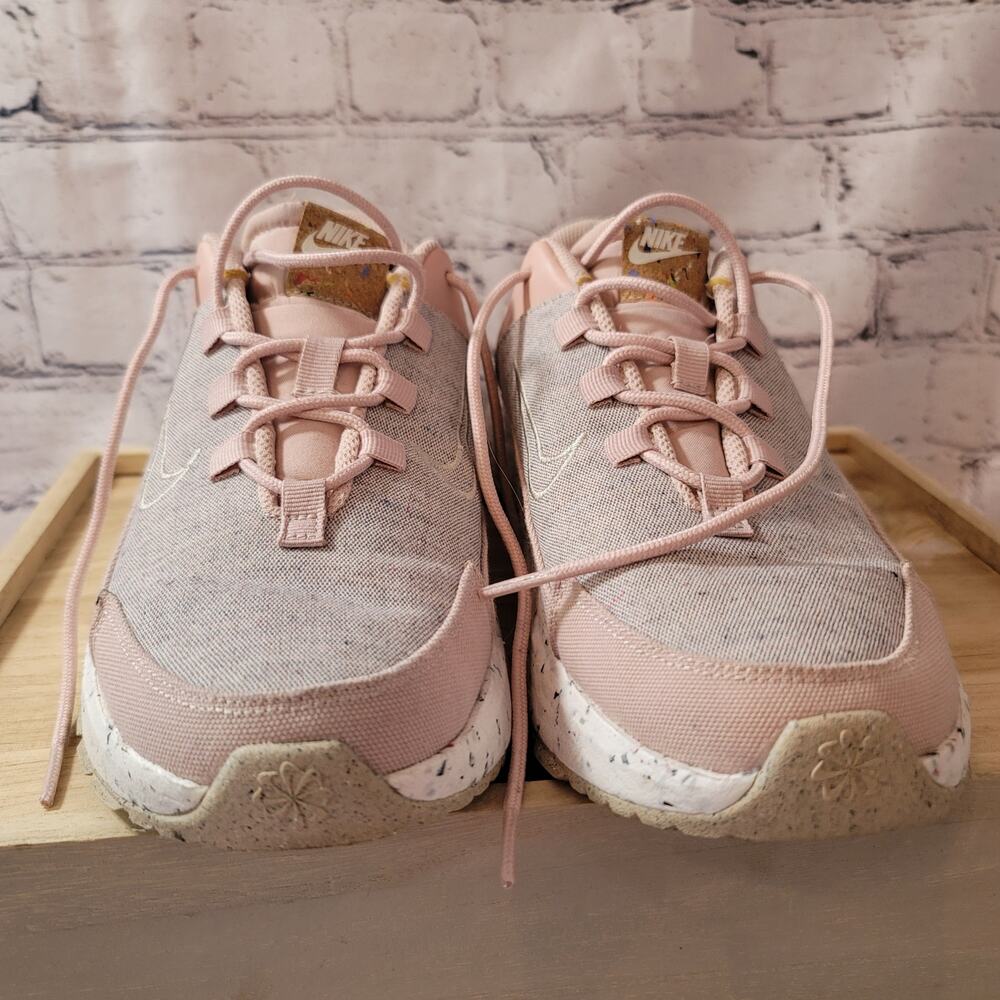 Nike- Women's Crater Remixa Athletic shoes in very good condition- size 8 - Picture 2 of 7
